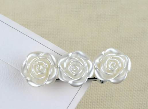 Three Pearl Flower Hair Pin